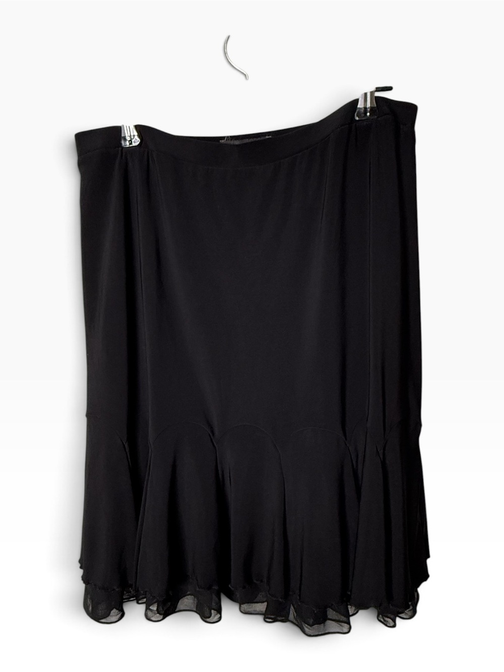 White House Black Market Black Size S Scalloped Ruffle Hem Skirt